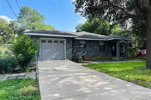 773 E Mather St New Braunfels - S23cc.webp