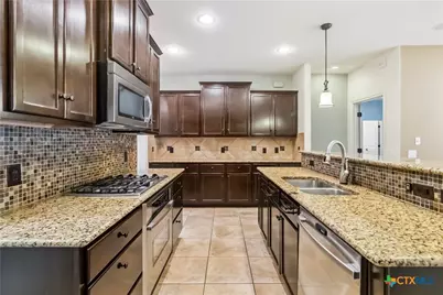 2107 Pecan Haven, New Braunfels, TX 78130 - Photo 11