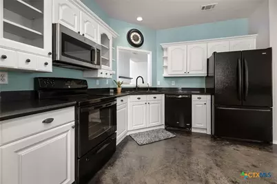 1510 Kingsbridge, San Antonio, TX 78253 - Photo 9