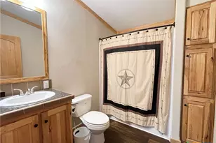 543 Morris Town Rd Rd, Victoria, TX 77905 - Photo 13