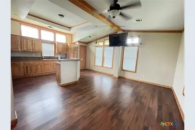 543 Morris Town Rd Road, Victoria, TX 77905 - Photo 5