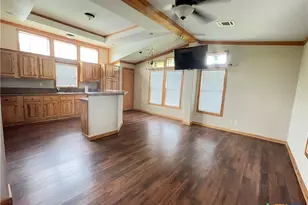 543 Morris Town Rd Rd, Victoria, TX 77905 - Photo 5