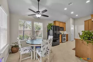 486 Enchanted Oak, New Braunfels, TX 78132 - Photo 11