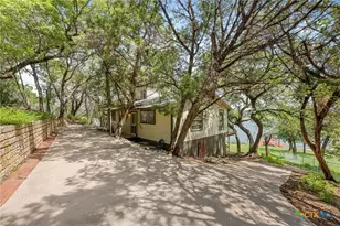 20926 W Lakeshore Dr, Spicewood, TX 78669 - Photo 3