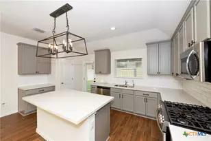 2069 Flametree Ave, New Braunfels, TX 78132 - Photo 15