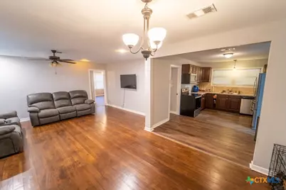 4804 Dahlia Lane, Victoria, TX 77904 - Photo 5