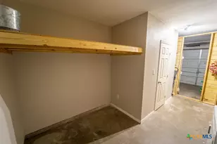 4804 Dahlia Ln, Victoria, TX 77904 - Photo 19