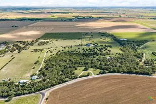 7351 Hackberry Rd, Holland, TX 76534 - Photo 35