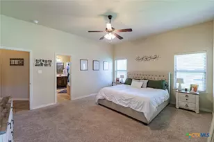 910 Ridgeoak Dr, Belton, TX 76513 - Photo 9