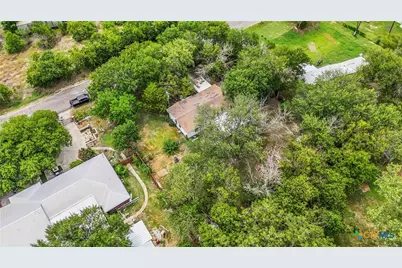 137 Columbia Circle, San Marcos, TX 78666 - Photo 9