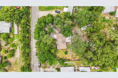 137 Columbia Circle, San Marcos, TX 78666 - Photo 9