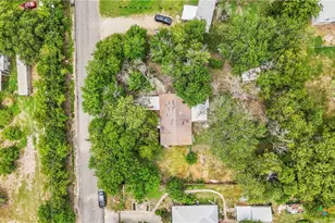 137 Columbia Cir, San Marcos, TX 78666 - Photo 9