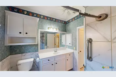 234 Lakeview Drive, Victoria, TX 77905 - Photo 33