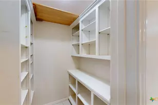 234 Lakeview Dr, Victoria, TX 77905 - Photo 11