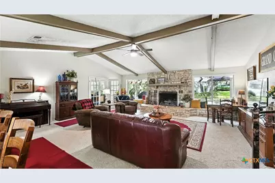 781 Mary Preiss Drive, New Braunfels, TX 78132 - Photo 7