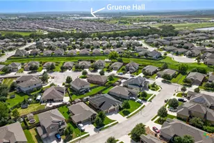 323 Limestone Creek, New Braunfels, TX 78130 - Photo 31