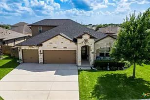 323 Limestone Creek, New Braunfels, TX 78130 - Photo 3
