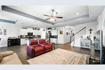 323 Limestone Creek, New Braunfels, TX 78130 - Photo 9