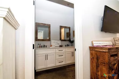 15545 State Highway 111, Yoakum, TX 77995 - Photo 11