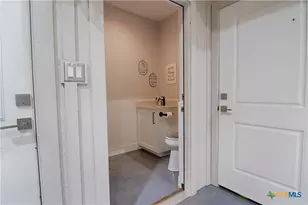 15545 State Hwy 111, Yoakum, TX 77995 - Photo 23