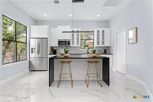 1256 Eastview Dr, Canyon Lake, TX 78133 - Photo 9