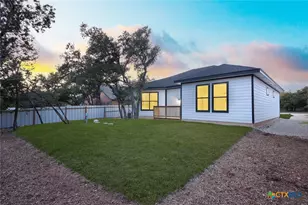 1256 Eastview Dr, Canyon Lake, TX 78133 - Photo 3