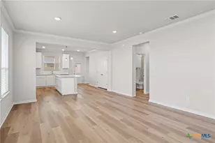 8019 Timber Holw Ln, Temple, TX 76502 - Photo 7