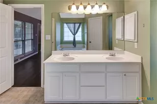 705 Ashland Creek, Victoria, TX 77901 - Photo 25