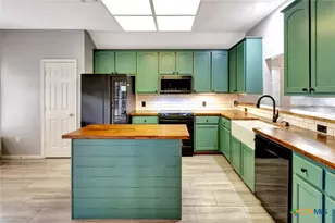 705 Ashland Creek, Victoria, TX 77901 - Photo 11