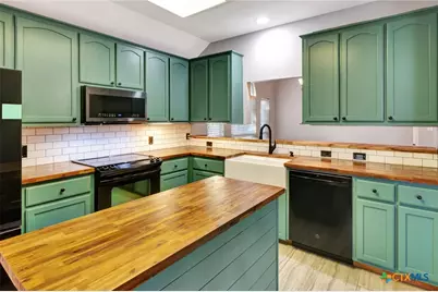 705 Ashland Creek, Victoria, TX 77901 - Photo 13