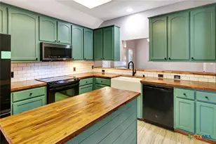 705 Ashland Creek, Victoria, TX 77901 - Photo 13