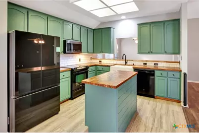 705 Ashland Creek, Victoria, TX 77901 - Photo 15