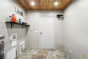 1291 Link Rd, Seguin, TX 78155 - Photo 5