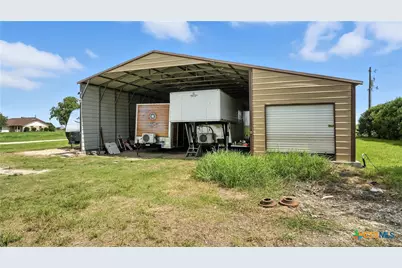 1291 Link Road, Seguin, TX 78155 - Photo 37