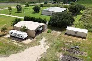 1291 Link Rd, Seguin, TX 78155 - Photo 33