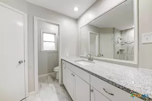 627 Summerwood Dr, New Braunfels, TX 78130 - Photo 17