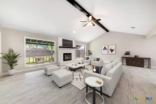 627 Summerwood Dr, New Braunfels, TX 78130 - Photo 3