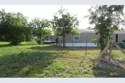 400 W Railway Street, Lometa, TX 76853 - Photo 7