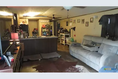 400 W Railway Street, Lometa, TX 76853 - Photo 27