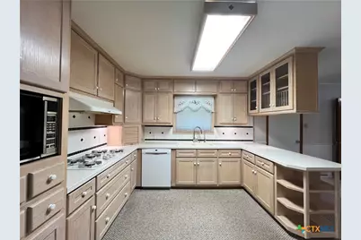 108 S Meadow Drive, Little River Academy, TX 76554 - Photo 7