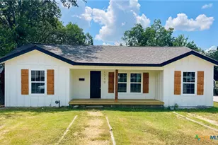 1710 Saunders St, Gatesville, TX 76528 - Photo 1