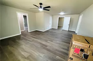 1710 Saunders St, Gatesville, TX 76528 - Photo 5