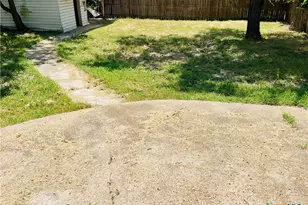 1710 Saunders St, Gatesville, TX 76528 - Photo 21