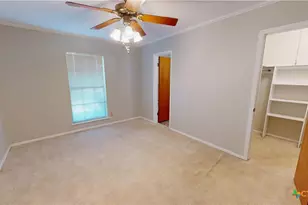 221 Oleander Ave, Tivoli, TX 77990 - Photo 27