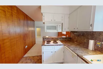 221 Oleander Avenue, Tivoli, TX 77990 - Photo 11