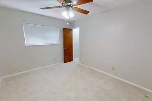 221 Oleander Ave, Tivoli, TX 77990 - Photo 23