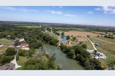 1111 Long Creek Boulevard #204, New Braunfels, TX 78130 - Photo 35