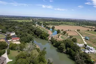 1111 Long Creek Blvd, New Braunfels, TX 78130 - Photo 35