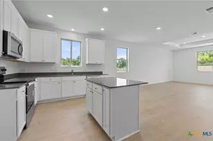 1011 Kerr Ct, Temple, TX 76501 - Photo 5