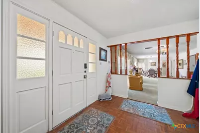 699 Floral Avenue, New Braunfels, TX 78130 - Photo 7